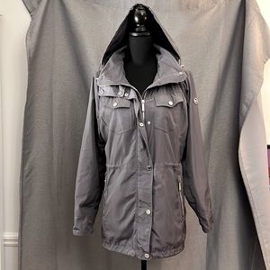 EUC MICHAEL Michael Kors rain jacket with hood